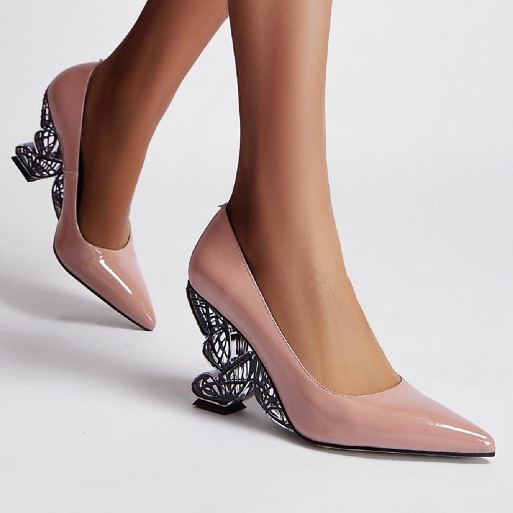 Bracket Contemporary Pump