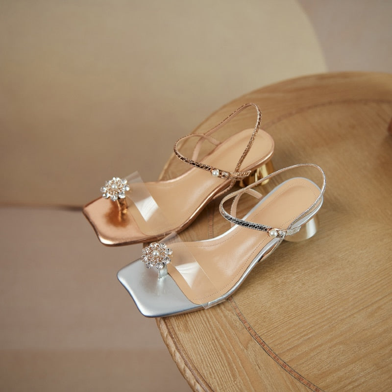 Flower Accent Toe Loop Sandal